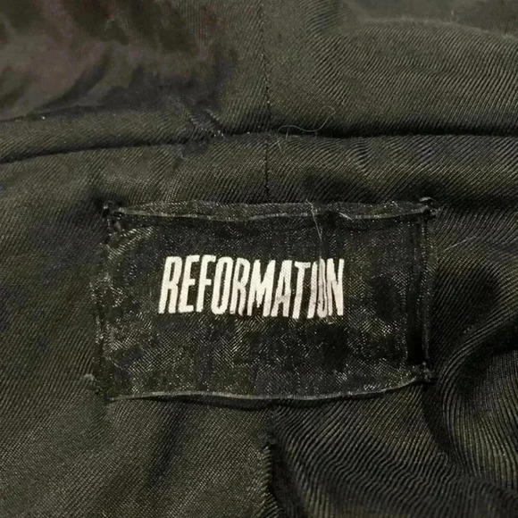 Reformation grey fuzzy zip up hoodie in size xs - Picture 5 of 5